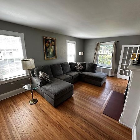 Cute Cape Cod Style Home Pittsfield Εξωτερικό φωτογραφία