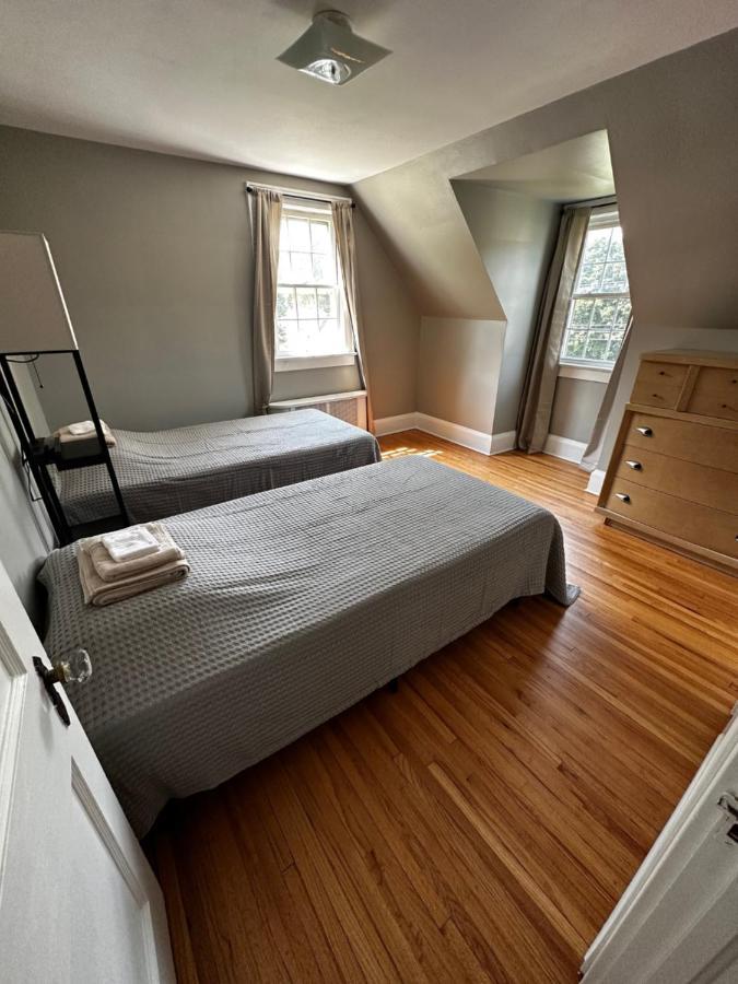 Cute Cape Cod Style Home Pittsfield Εξωτερικό φωτογραφία