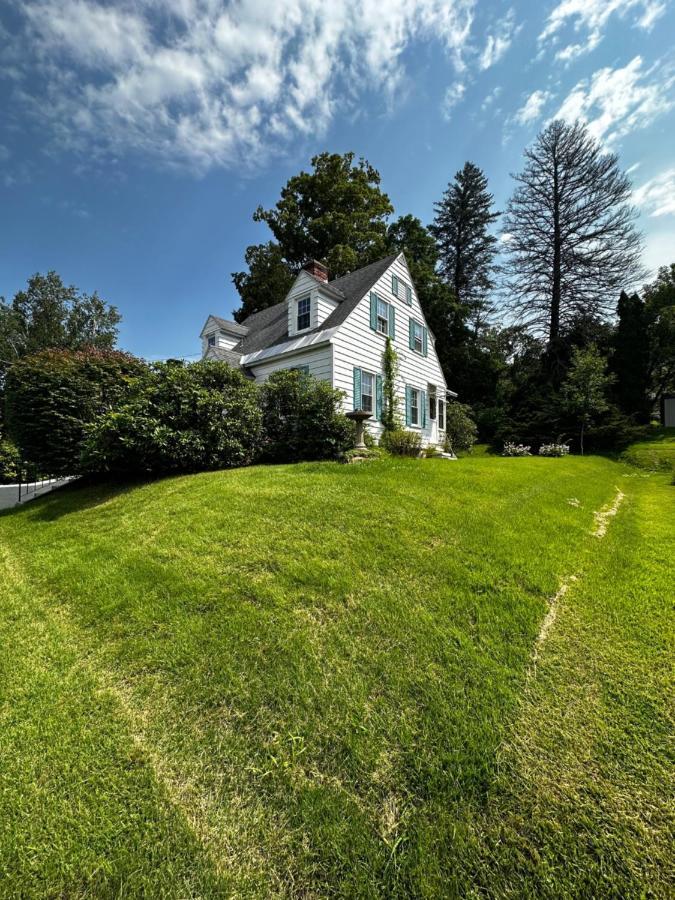 Cute Cape Cod Style Home Pittsfield Εξωτερικό φωτογραφία